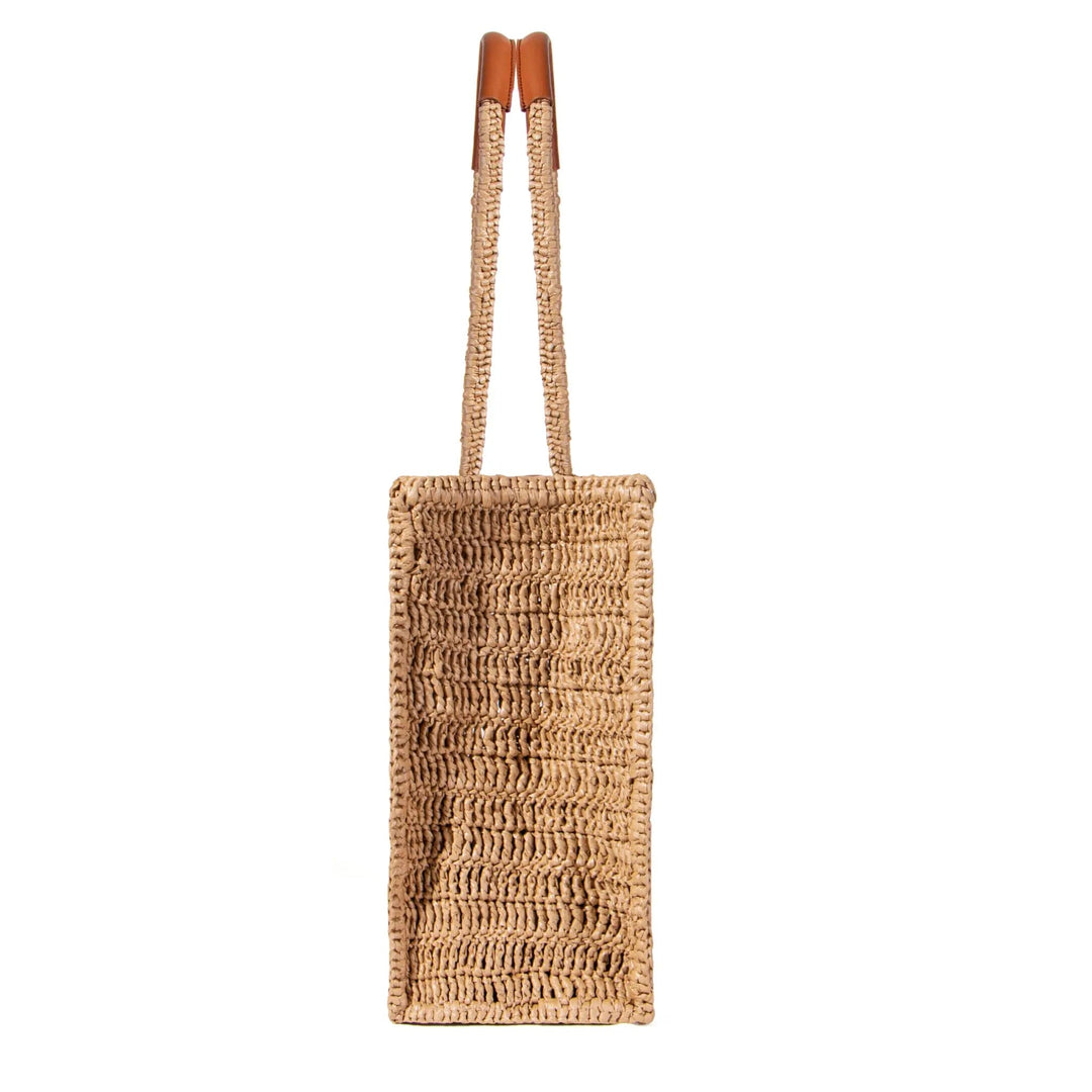 Beach bag with leather details water resistant