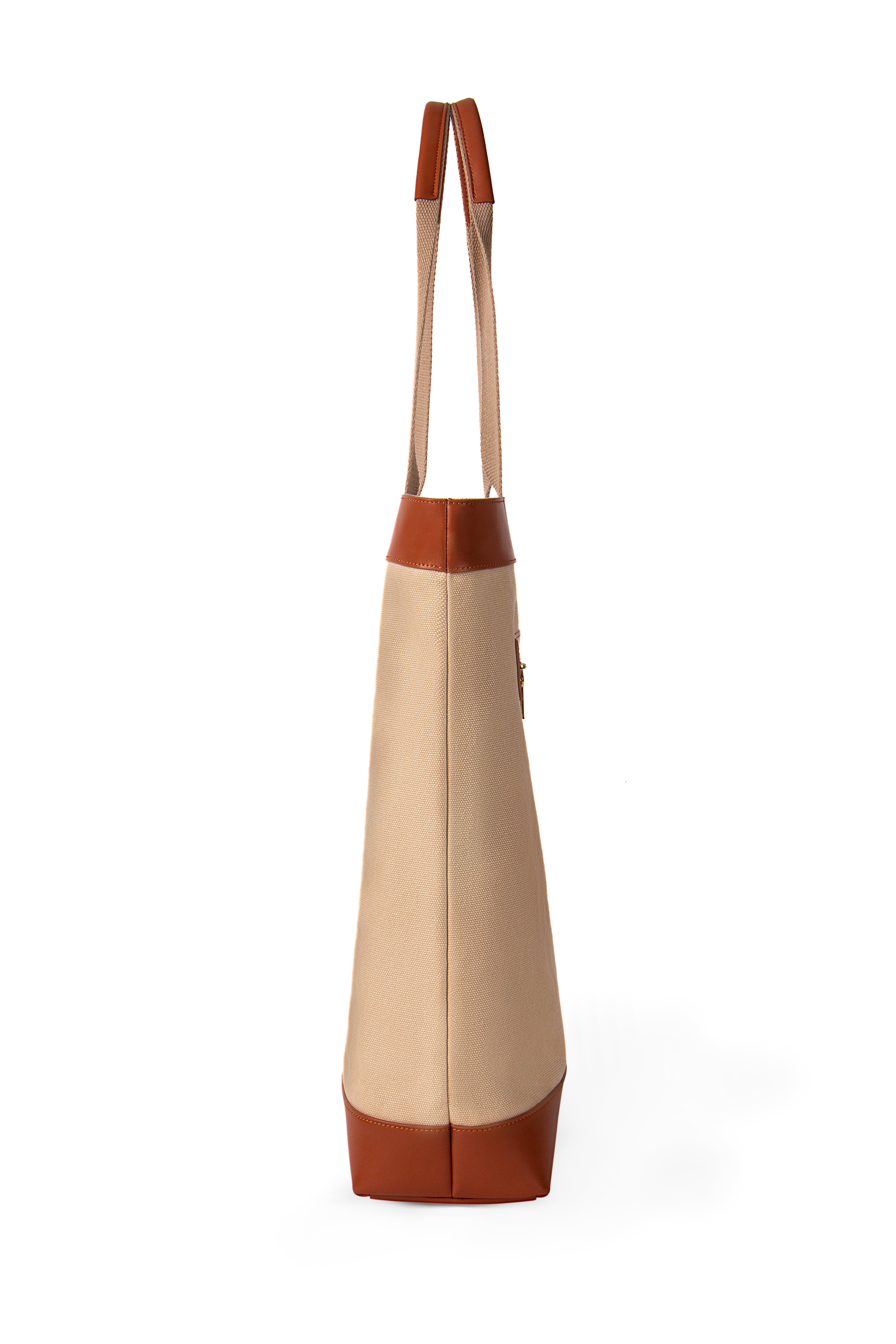 Canvas leather detail tote, for dedicated place for the all rackets of Yours.