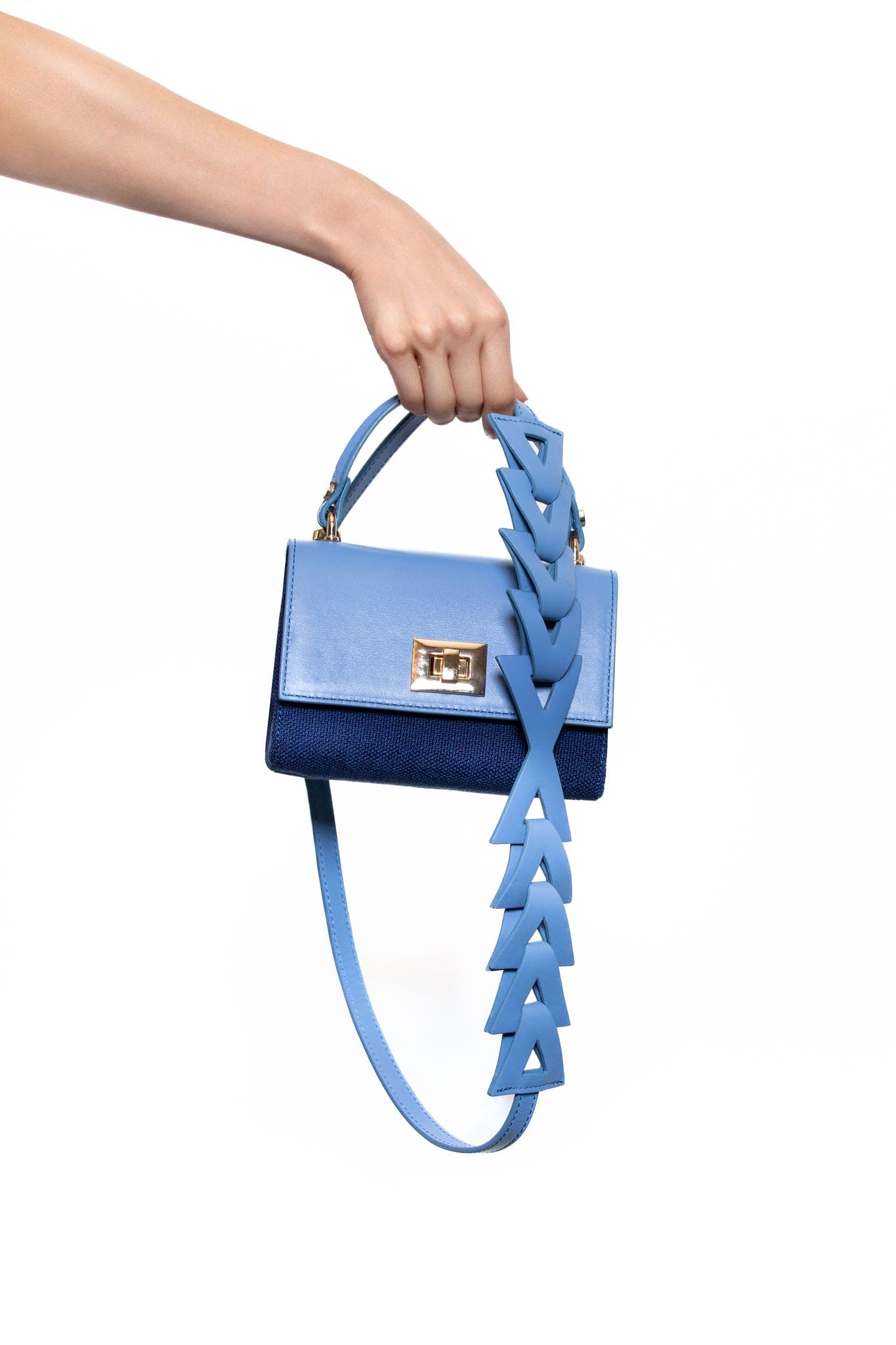 #color_blue-canvas-and-leather-lili-bag