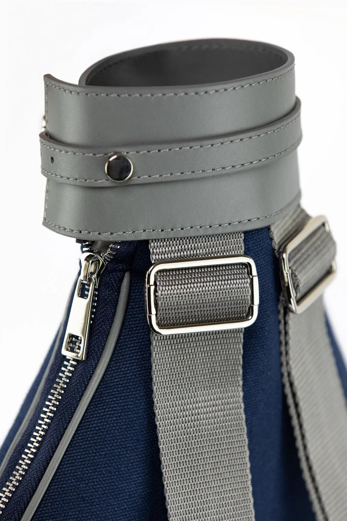 #color_navy-grey-tennis-racket-bag