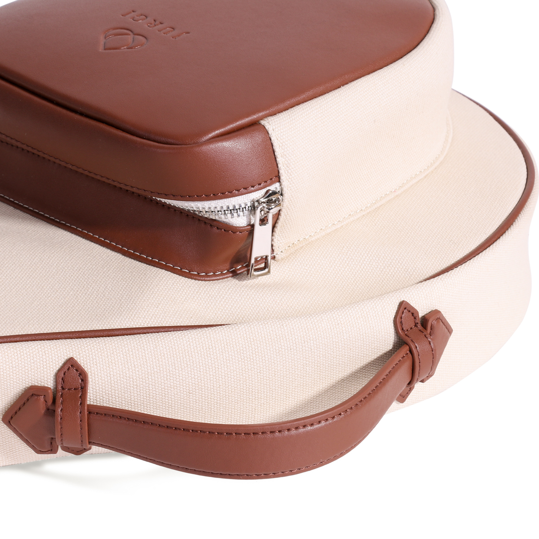 Natural and brown padel racket bag with zipper closure