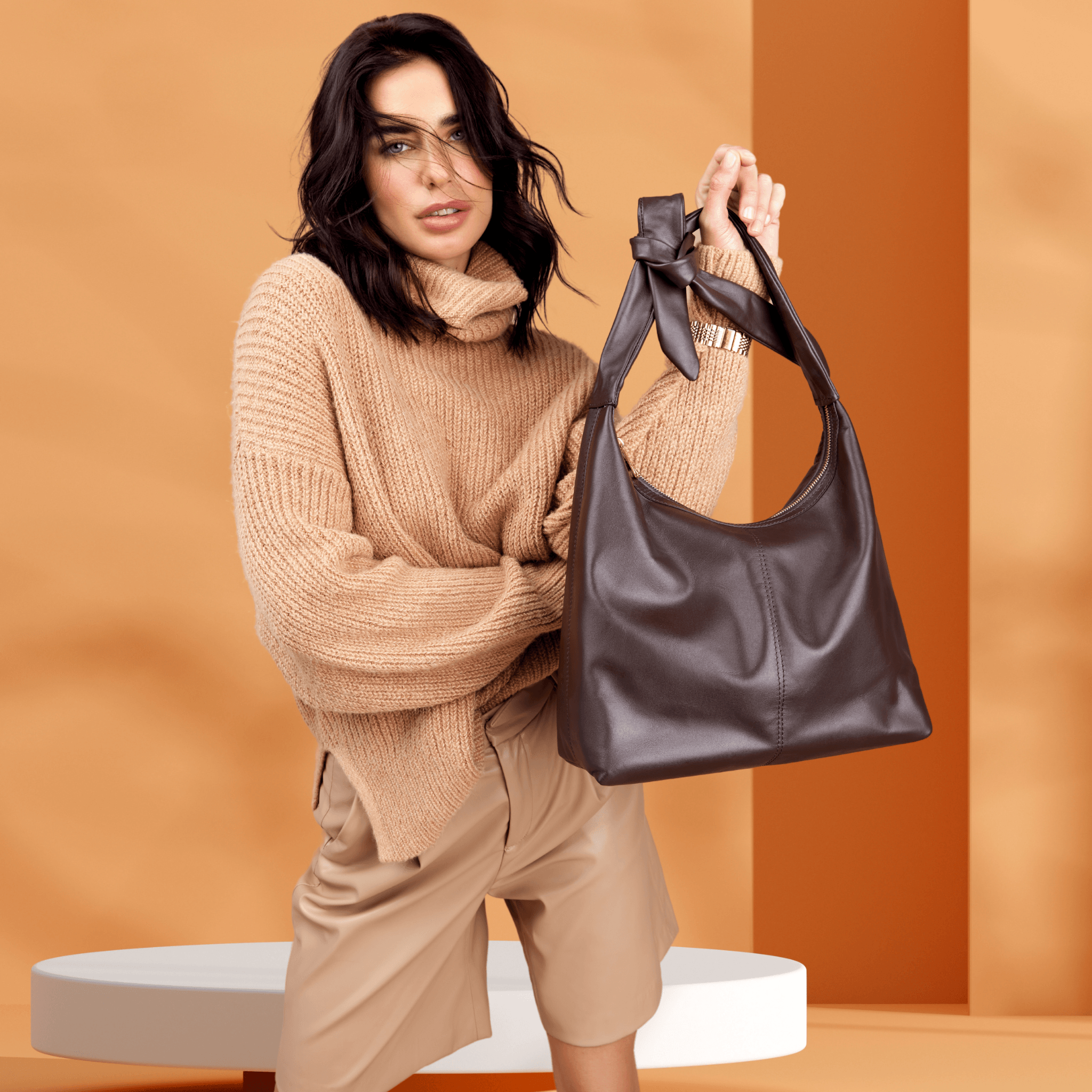 Leather hobo 2025 bags clearance